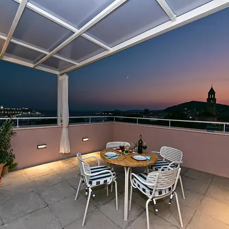 Apartament Eye *